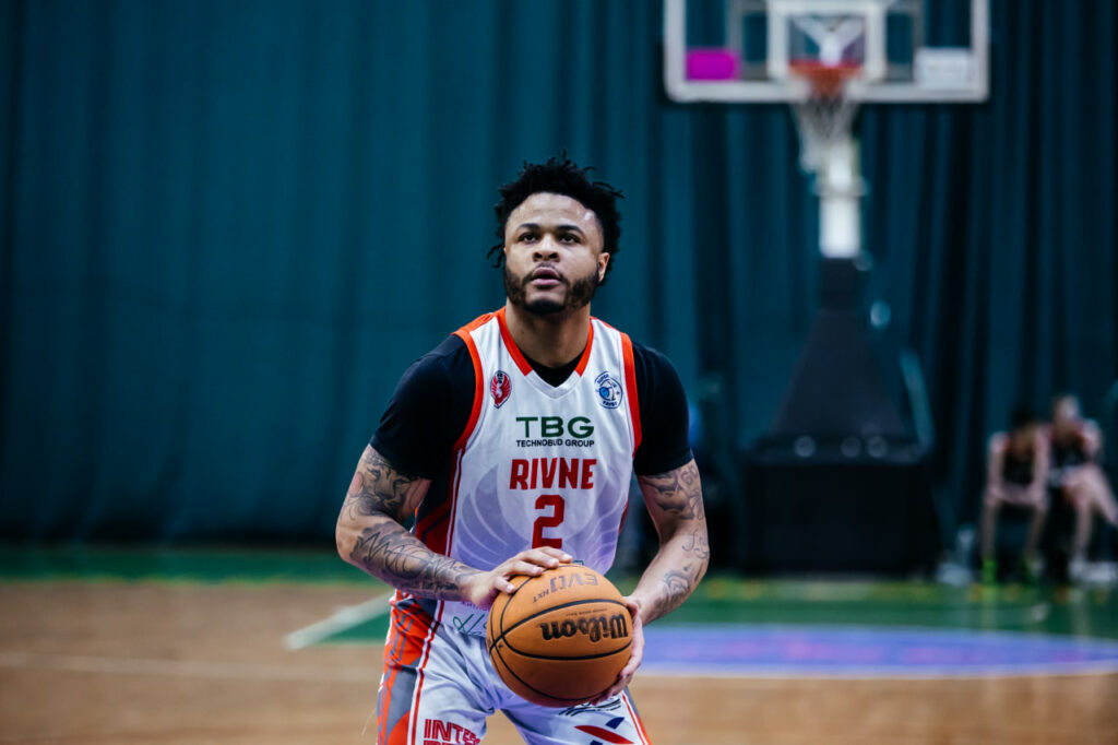 Ілайджа Джойнер підписав контракт з чемпіоном однієї з європейських країн 1