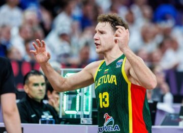Основний плеймейкер збірної Литви зазнав важкої травми 35