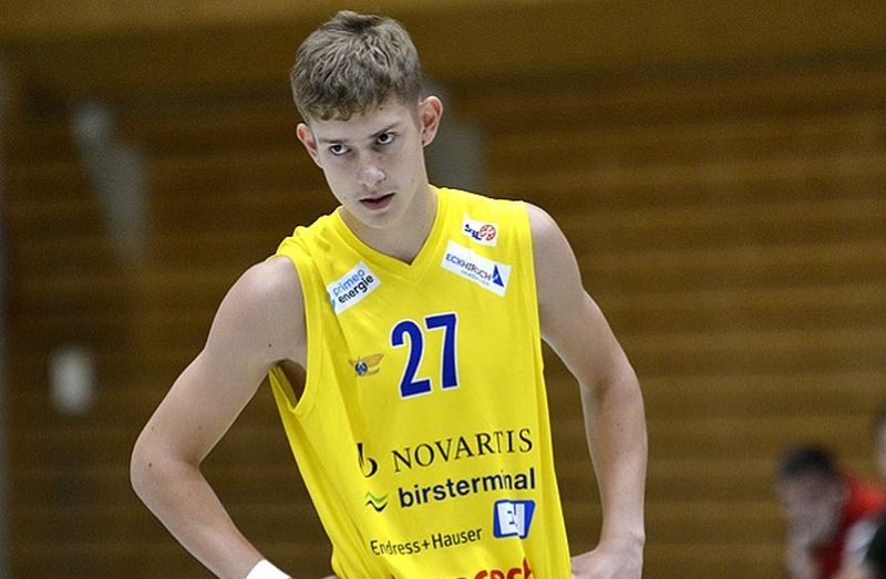 Платон Пашкевич наступний сезон проведе у європейському клубі 2 - basket.com.ua Платон Пашкевич наступний сезон проведе у європейському клубі 1 - basket.com.ua