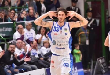 "Лікарі казали, що ймовірність моєї смерті складає 90%": гравець збірної Італії - про 10 днів у комі 13