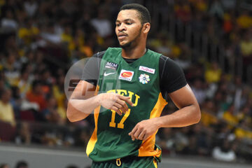 "Дніпро" підписав на трайаут третього легіонера 23