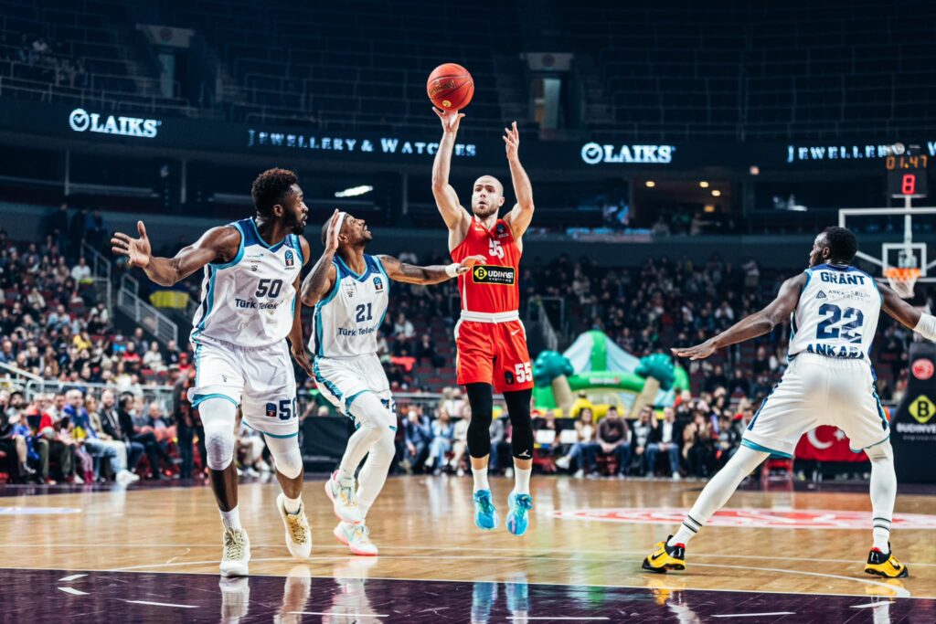 Єврокубок, 1/2 фіналу: результати матчів 26 квітня 2 - basket.com.ua Єврокубок, 1/2 фіналу: результати матчів 26 квітня 1 - basket.com.ua