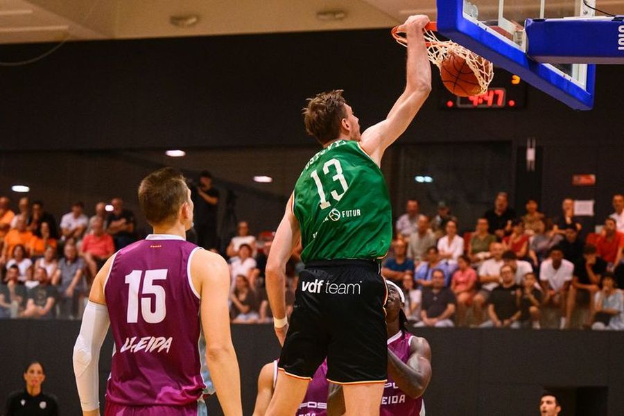 Українці за кордоном: вражаючий дабл-дабл Пустового із 28 очками, Ковляр зіграв проти Шевченка 1