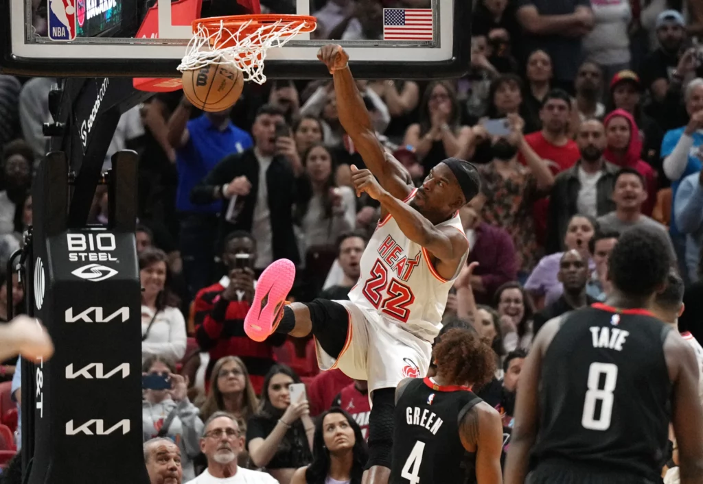 Переможний аллейуп від Маямі — в топ-10 моментів дня в НБА 1 - basket.com.ua
