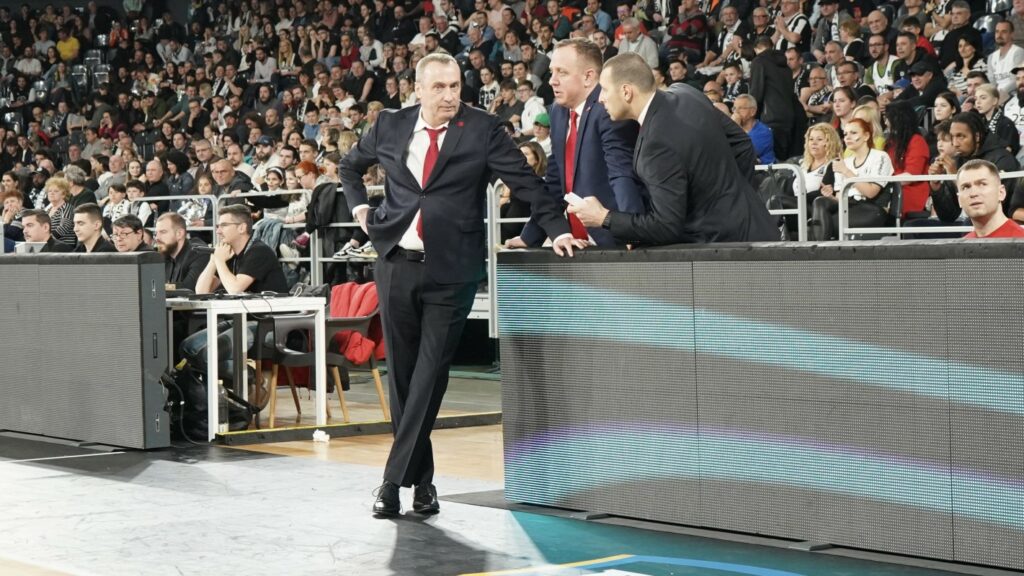 Ронен Гінзбург: "У Клужі неймовірна атмосфера на трибунах" 2 - basket.com.ua Ронен Гінзбург: "У Клужі неймовірна атмосфера на трибунах" 1 - basket.com.ua