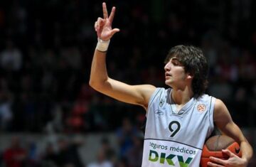 Рікі Рубіо у наступному сезоні буде одноклубником гравця збірної України 43