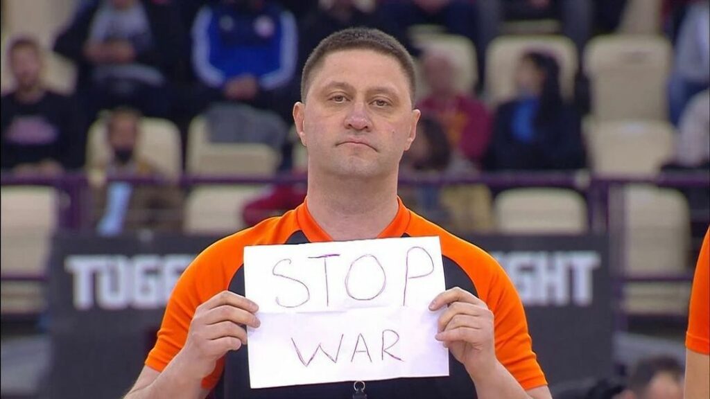 Украинский арбитр матча Евролиги призвал прекратить войну 1 - basket.com.ua