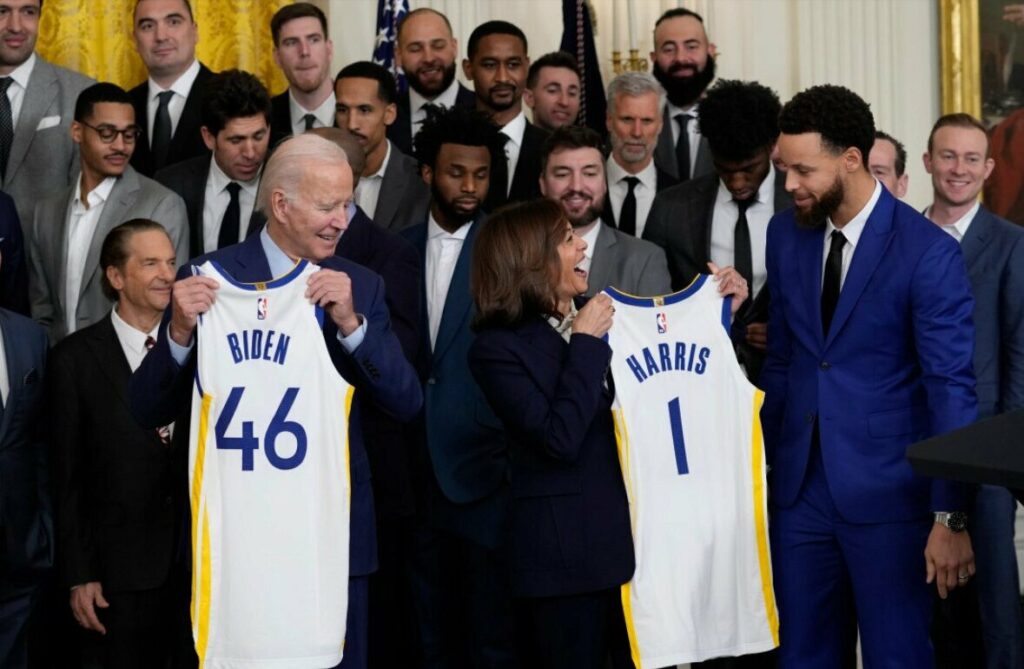 “Голден Стейт” відвідав Білий дім та зустрівся з президентом Джо Байденом 1 - basket.com.ua