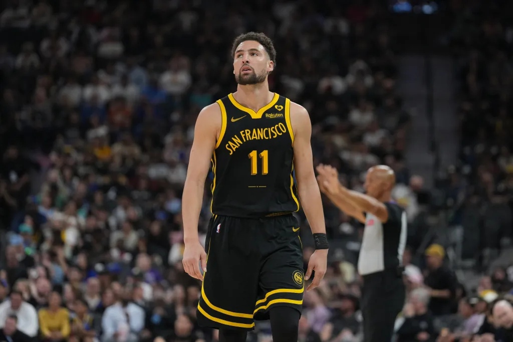 Клей Томпсон вибрав клуб, в який хоче перейти з "Голден Стейт" 2 - basket.com.ua Клей Томпсон вибрав клуб, в який хоче перейти з "Голден Стейт" 1 - basket.com.ua