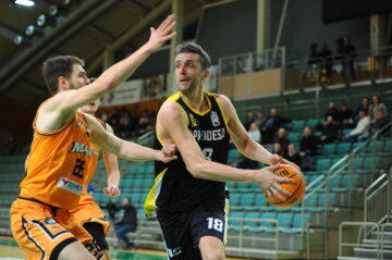 Суперліга. “Черкаські Мавпи” — “БІПА” 78:89 85 - basket.com.ua