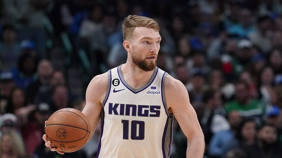 Домантас Сабоніс став рекордсменом "Сакраменто" 2 - basket.com.ua Домантас Сабоніс став рекордсменом "Сакраменто" 1 - basket.com.ua