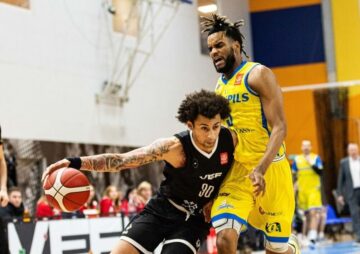 Українці за кордоном: Санон, Сидоров, Бобров, Уро-Ніле 35