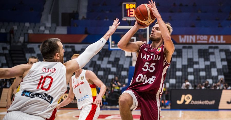 Гравці збірної Латвії прокоментували важку перемогу над Іспанією 1 - basket.com.ua
