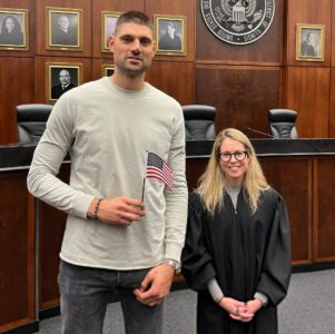 Одного з кращих європейських гравців НБА збираються позбавити громадянства рідної країни 35