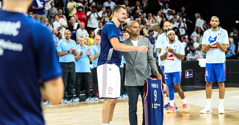 Збірна Франції вивела з обігу номер легендарного Тоні Паркера 2 - basket.com.ua Збірна Франції вивела з обігу номер легендарного Тоні Паркера 1 - basket.com.ua