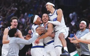 Такого в НБА не було ніколи. Дві команди з одного штату виграли матчі кидками під фінальну сирену 71