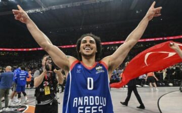 Шейн Ларкін визначився з місцем продовження кар'єри 33