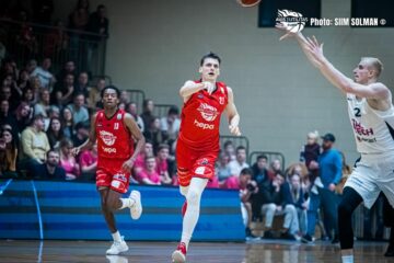 Українці за кордоном: Крутоус, Шундель, Шевченко 47