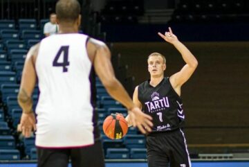 Українці за кордоном: Шундель, Шульга, Дзюба 37