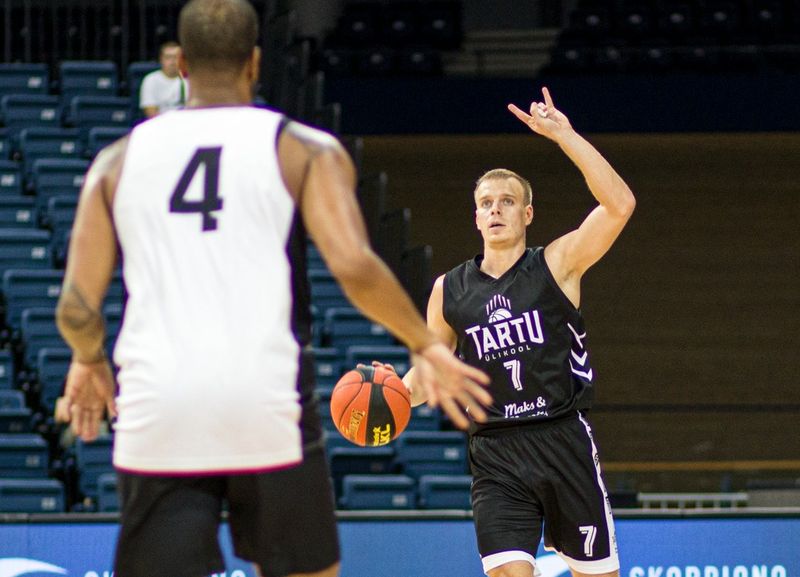 Анатолій Шундель дебютував за "Тарту" в контрольних матчах 2 - basket.com.ua Анатолій Шундель дебютував за "Тарту" в контрольних матчах 1 - basket.com.ua