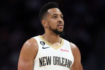 Сі Джей Макколум вибув на невизначений термін через серйозну хворобу 35 - basket.com.ua