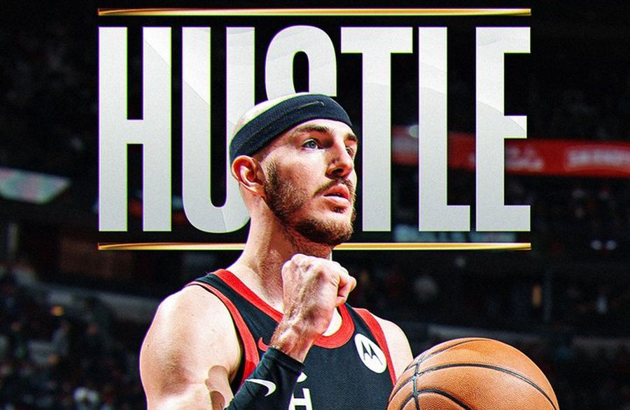 Алекс Карузо отримав нагороду за самовідданість на майданчику 2 - basket.com.ua Алекс Карузо отримав нагороду за самовідданість на майданчику 1 - basket.com.ua