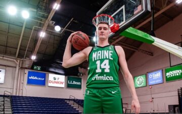 Українці за кордоном: Скапінцев, Шульга, Дзюба, Константиновський, Балабан 45