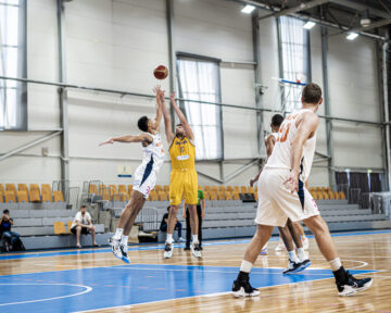 В'ячеслав Кравцов: "Відчуваю себе однаково, що в 25, що в 35" 43