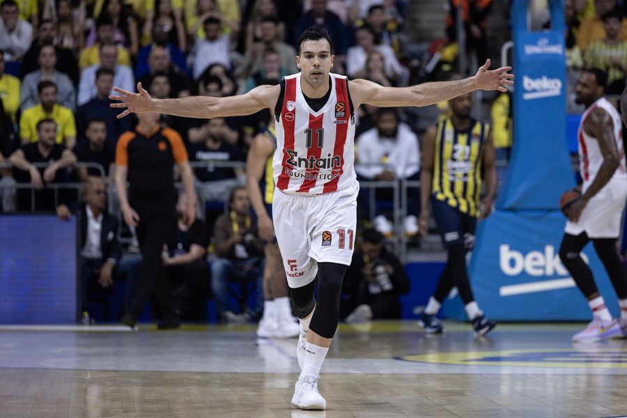 Євроліга, 1/4 фіналу: результати матчів 3 травня 2 - basket.com.ua Євроліга, 1/4 фіналу: результати матчів 3 травня 1 - basket.com.ua