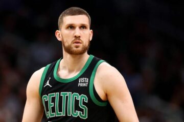 Святослав Михайлюк зіграв 15 хвилин проти "Юти" 57 - basket.com.ua