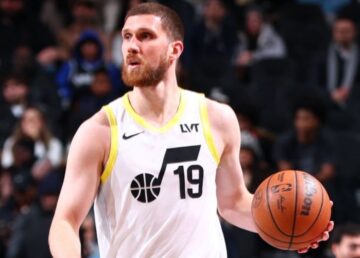 Святослав Михайлюк відіграв 10 хвилин проти "Мемфіса" 55