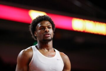 Бронні Джеймс отримав травму після провального старту сезону за "Лейкерс" і фарм-клуб G-Ліги 41