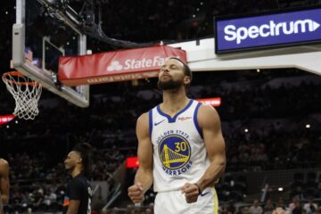 Стефен Каррі розірвав величезний контракт зі спонсорським брендом вартістю $ 21 млрд 15