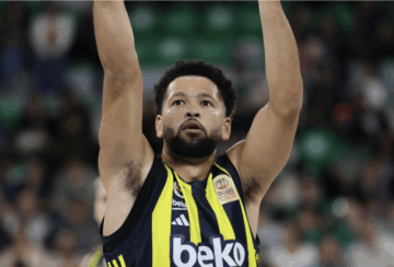 "Будучность" хоче підписати на позицію Ковляра екс-гравця "Лейкерс" та "Фенербахче" 23