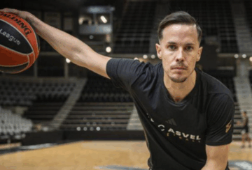 Скандальний Ертель розповів, чому вирішив грати за російський клуб під час війни 5