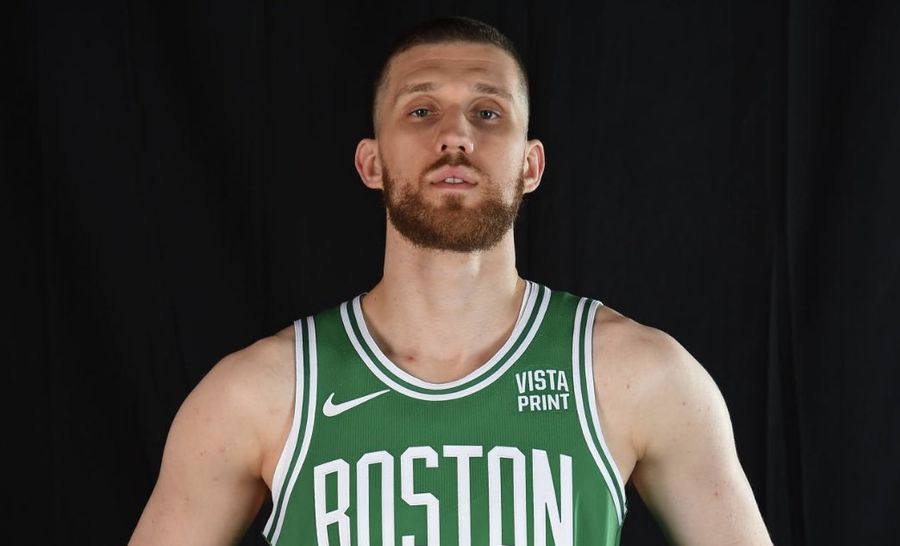 Святослав Михайлюк через пошкодження ризикує пропустити матч проти “Кліпперс” 1 - basket.com.ua