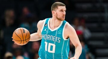 Святослав Михайлюк набрав 13 очок у грі проти "Далласа" 45 - basket.com.ua