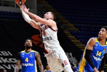 "Фенербахче" хоче підписати литовського бігмена 27 - basket.com.ua