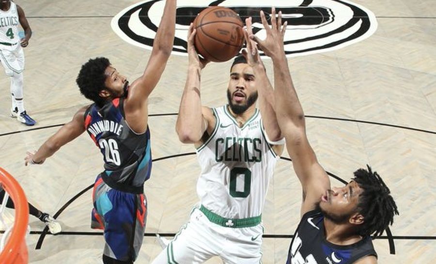 Джейсон Тейтум перевершив рекорд Антуана Вокера 2 - basket.com.ua Джейсон Тейтум перевершив рекорд Антуана Вокера 1 - basket.com.ua