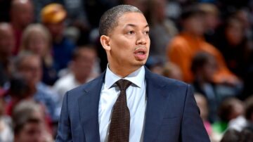 "Кліпперс" визначилися із подальшею долею Тайрона Лю у клубі 41 - basket.com.ua