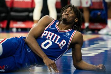 Ключовий гравець "Філадельфії" отримав нагороду імені Джо Дюмарса за спортивну поведінку 49 - basket.com.ua