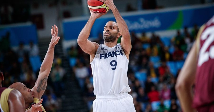 Збірна Франції виведе з обігу номер, під яким грав Тоні Паркер 2 - basket.com.ua Збірна Франції виведе з обігу номер, під яким грав Тоні Паркер 1 - basket.com.ua