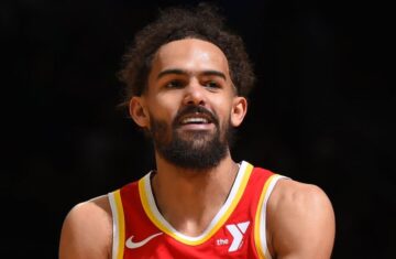 Трей Янг 200 матчів поспіль віддає щонайменше 5 передач. Це третій стрік в історії 41