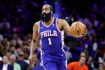 Стала відома нова команда, яка вела переговори з "Філадельфією" по обміну Джеймса Хардена 25 - basket.com.ua