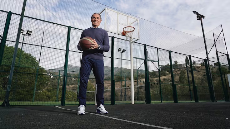 Збірна Іспанії визначилася з головним тренером до 2028 року 2 - basket.com.ua Збірна Іспанії визначилася з головним тренером до 2028 року 1 - basket.com.ua
