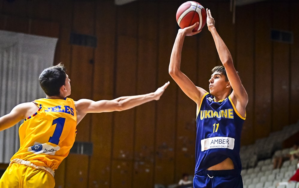Чемпіонат Європи U-16. Румунія — Україна 88:57 2 - basket.com.ua Чемпіонат Європи U-16. Румунія — Україна 88:57 1 - basket.com.ua