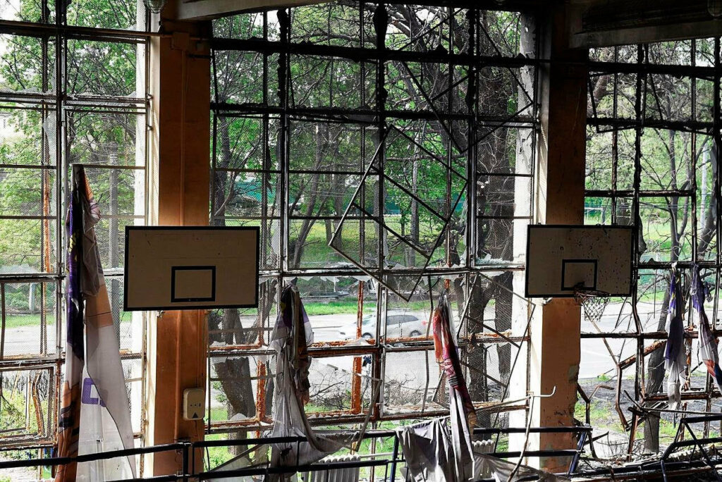 Smoove показав кадри із розбомбленого оккупантами столичного спорткомплексу «Авангард» 3 - basket.com.ua