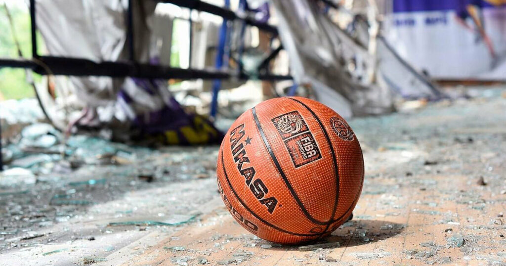 Smoove показав кадри із розбомбленого оккупантами столичного спорткомплексу «Авангард» 1 - basket.com.ua