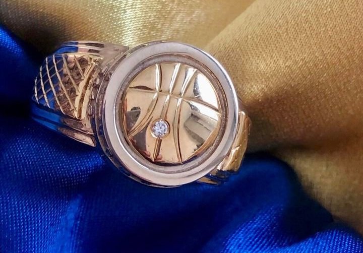 Сергій Горбенко виставив на аукціон чемпіонський перстень, щоб допомогти дитячій лікарні 2 - basket.com.ua Сергій Горбенко виставив на аукціон чемпіонський перстень, щоб допомогти дитячій лікарні 1 - basket.com.ua