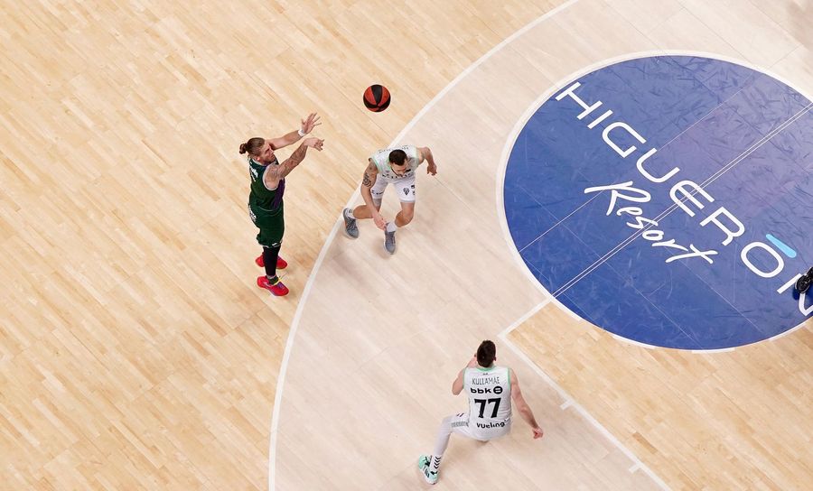 Чемпіонат Іспанії, 23-й тур: "Унікаха" продовжує погоню за "Реалом" 2 - basket.com.ua Чемпіонат Іспанії, 23-й тур: "Унікаха" продовжує погоню за "Реалом" 1 - basket.com.ua